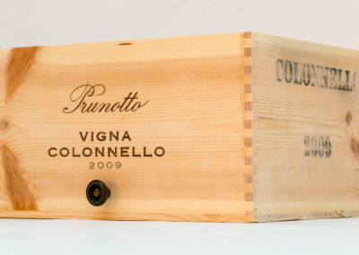 Weinkisten-Möbel Sideboard, Rotweinkiste Vigna Colonnello 2009